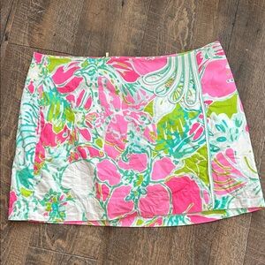 Lilly Pulitzer Dont Give A Cluck Jasmine Skort Size 10 pink Tropical 100% Cotton